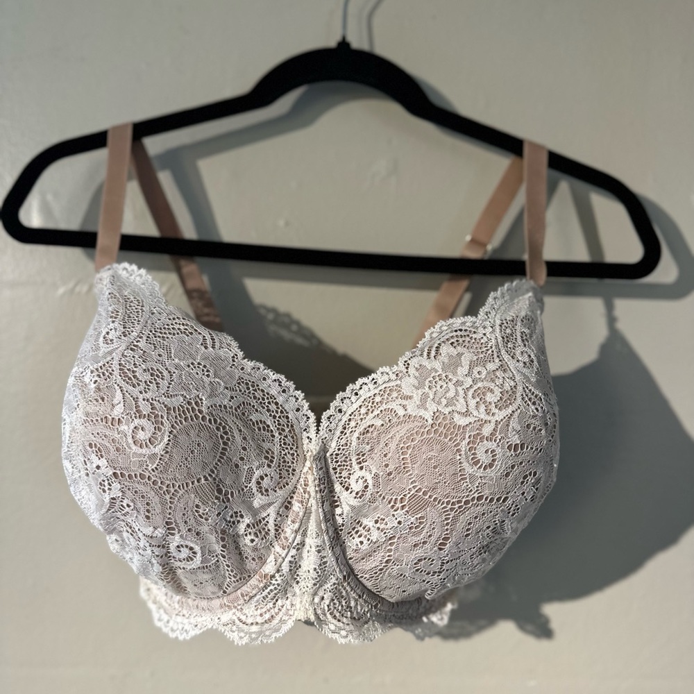 ThirdLove Lace Bra in Cream and Tan